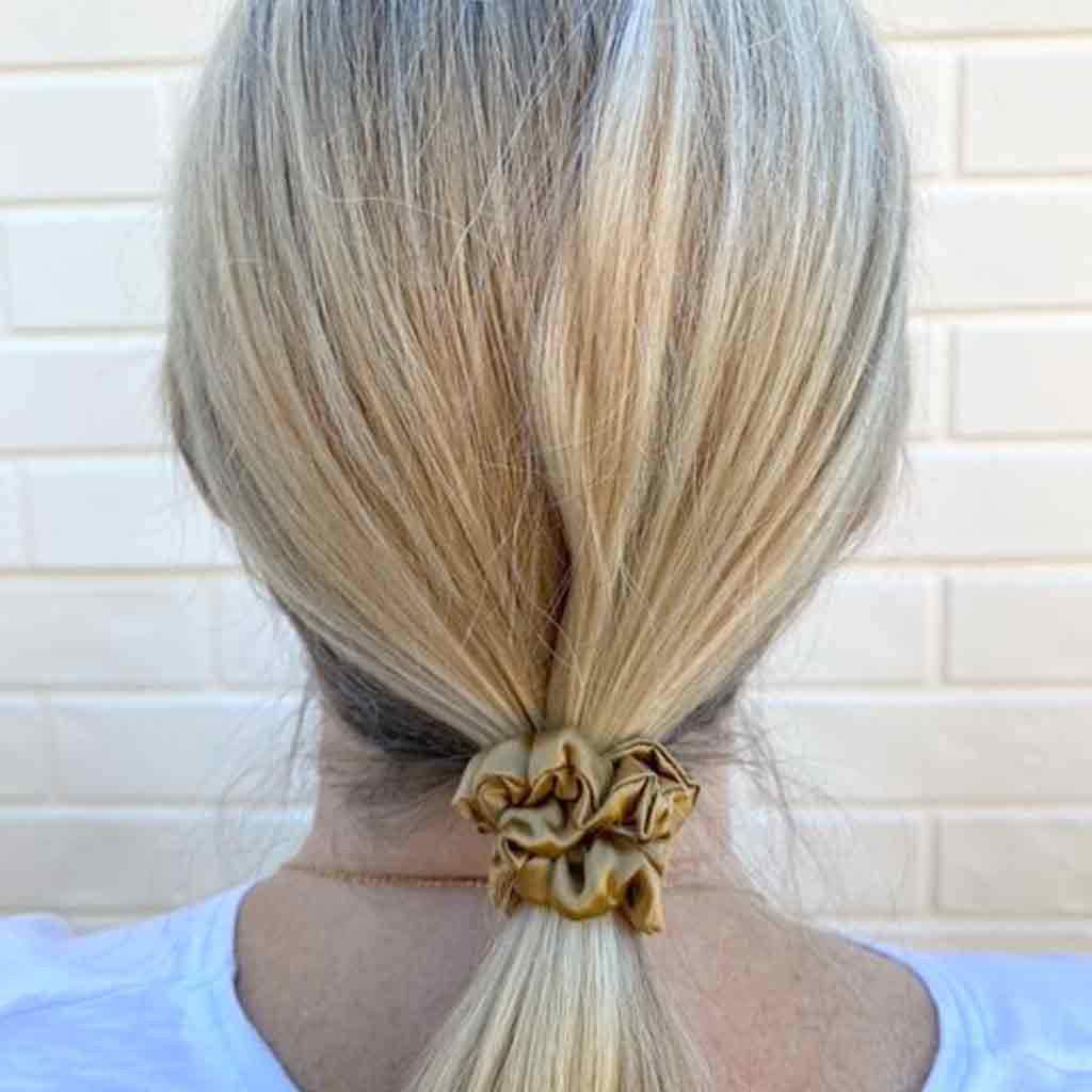 PURE SILK SCRUNCHIE SLENDER CLASSIC GOLD