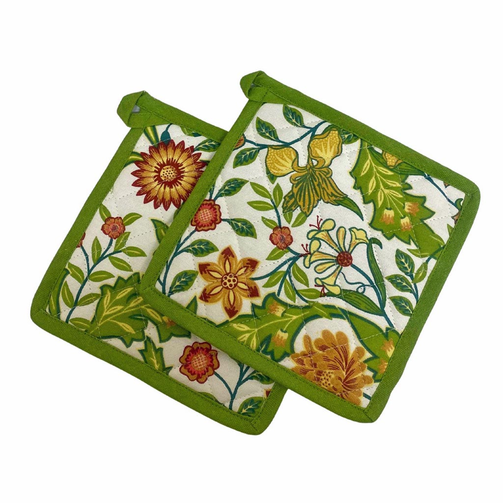 Green pot holders in Sussex design