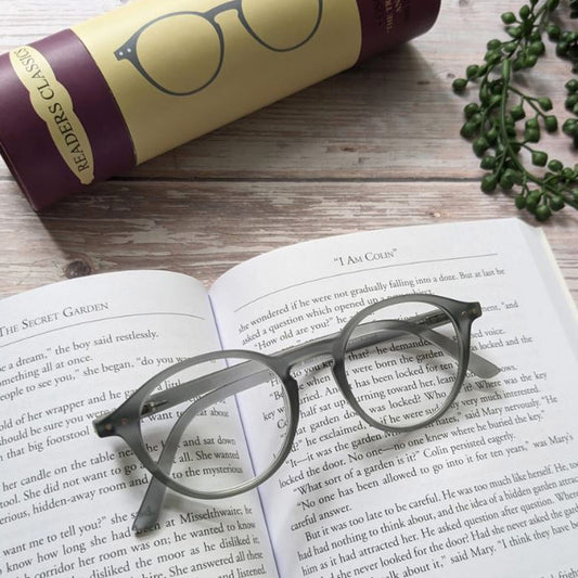 Oscar Wilde Reading Glasses 2.0 Strength