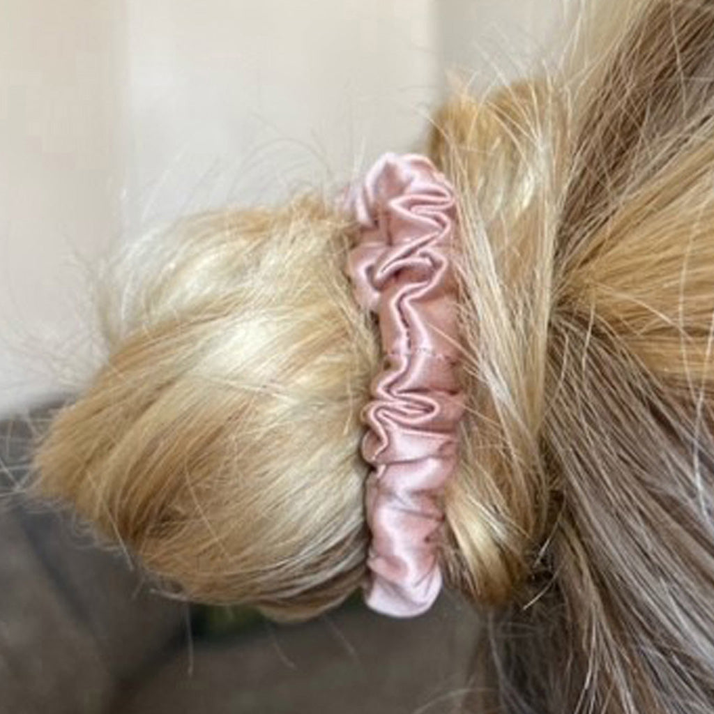 SKINNY MULBERRY SILK SCRUNCHIE SHELL PINK