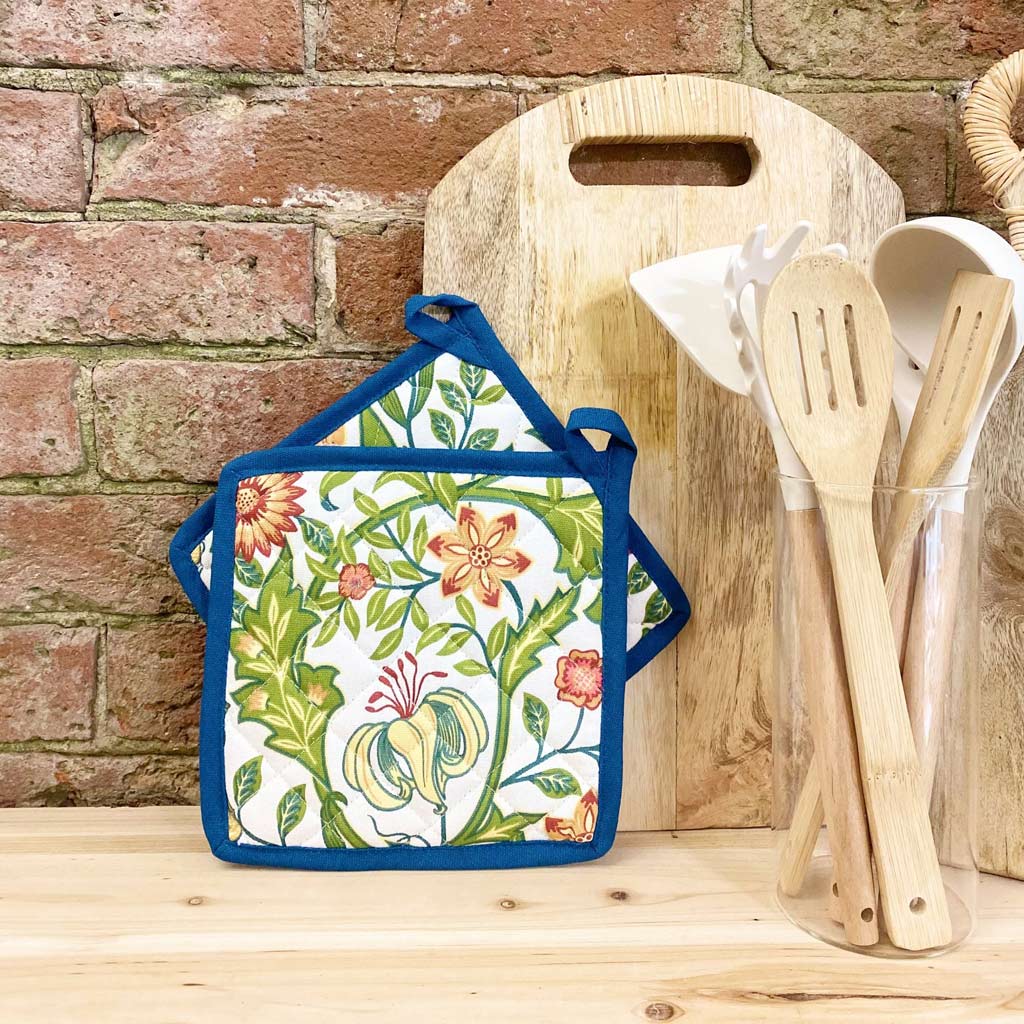 Temerity Jones Pack Of 2 Pot Holders | Floral Blue Trim