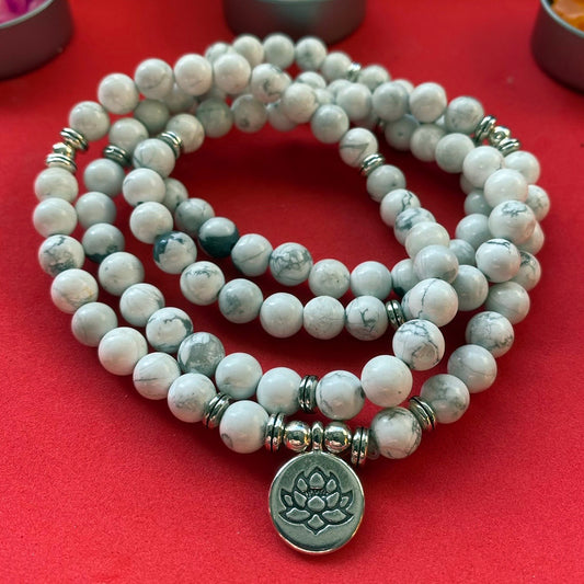 NATURAL GEMSTONE BEAD NECKLACE WHITE HOWLITE