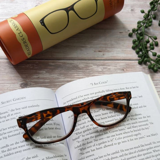 READING GLASSES IN A TUBE HAMLET 2.0 STRENGTH