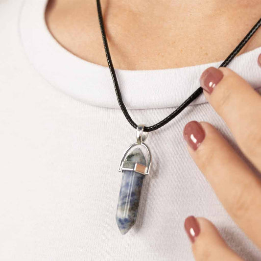 CORD CRYSTAL PENDANT NECKLACE BLUE JASPER